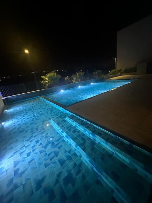 Oasis Moderne A Riviera Golf Piscine, Calme & Style Appartement Tanger